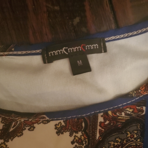 MM Cold Shoulder Sleeve Top sz Medium - Picture 2 of 3